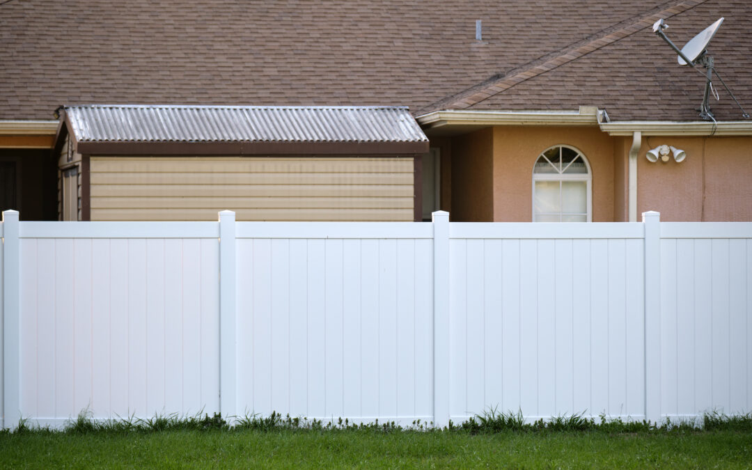 Vinyl Fence Installation in Staten Island